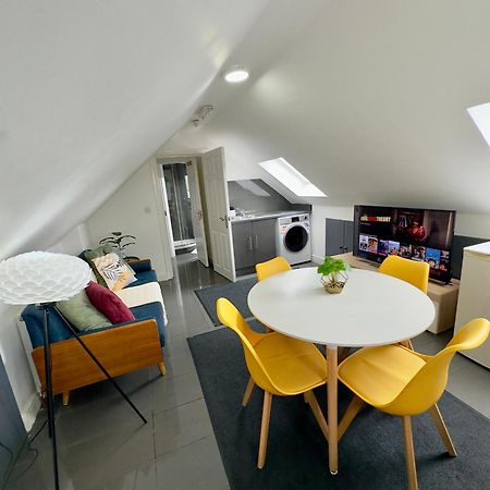Cosy 3 Bed Apartment Near Birmingham Airport & Nec Perfect For Groups & Contractors! Bagian luar foto
