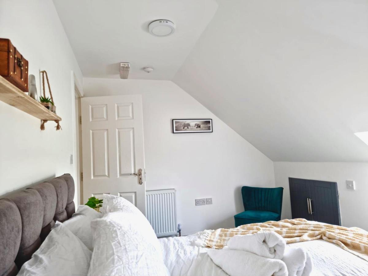 Cosy 3 Bed Apartment Near Birmingham Airport & Nec Perfect For Groups & Contractors! Bagian luar foto