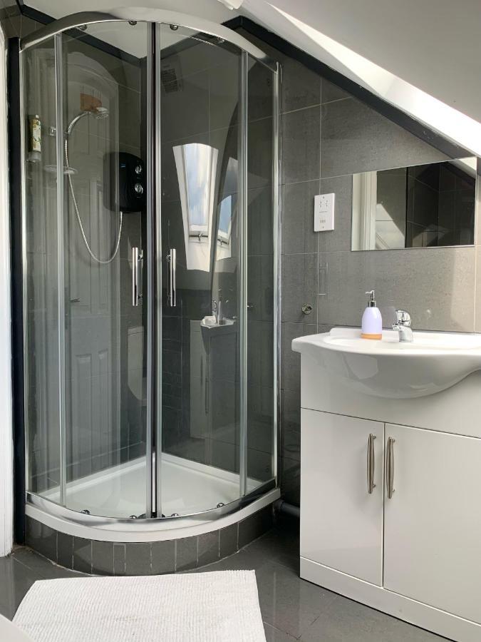 Cosy 3 Bed Apartment Near Birmingham Airport & Nec Perfect For Groups & Contractors! Bagian luar foto