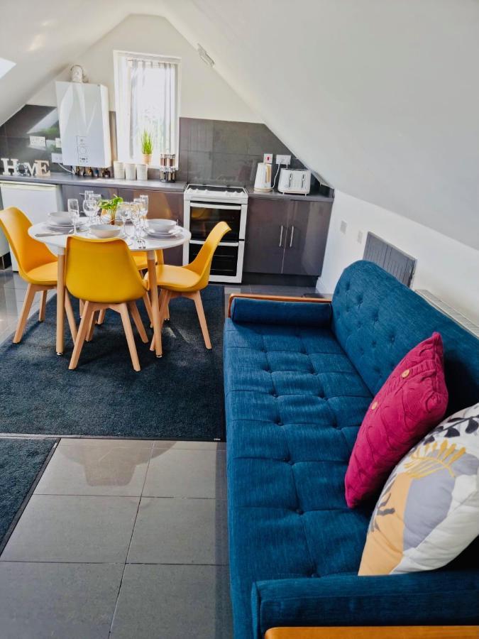 Cosy 3 Bed Apartment Near Birmingham Airport & Nec Perfect For Groups & Contractors! Bagian luar foto