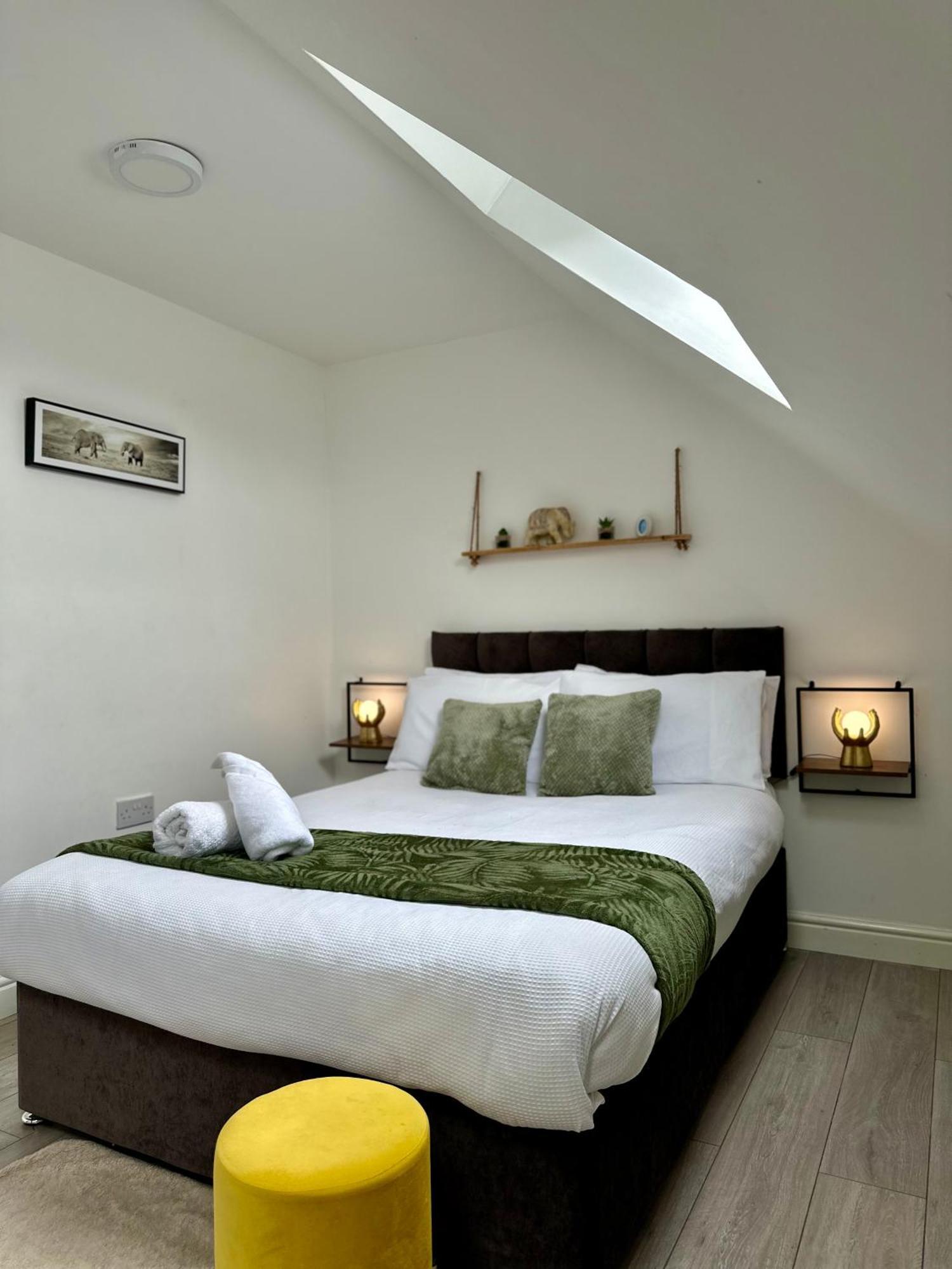Cosy 3 Bed Apartment Near Birmingham Airport & Nec Perfect For Groups & Contractors! Bagian luar foto