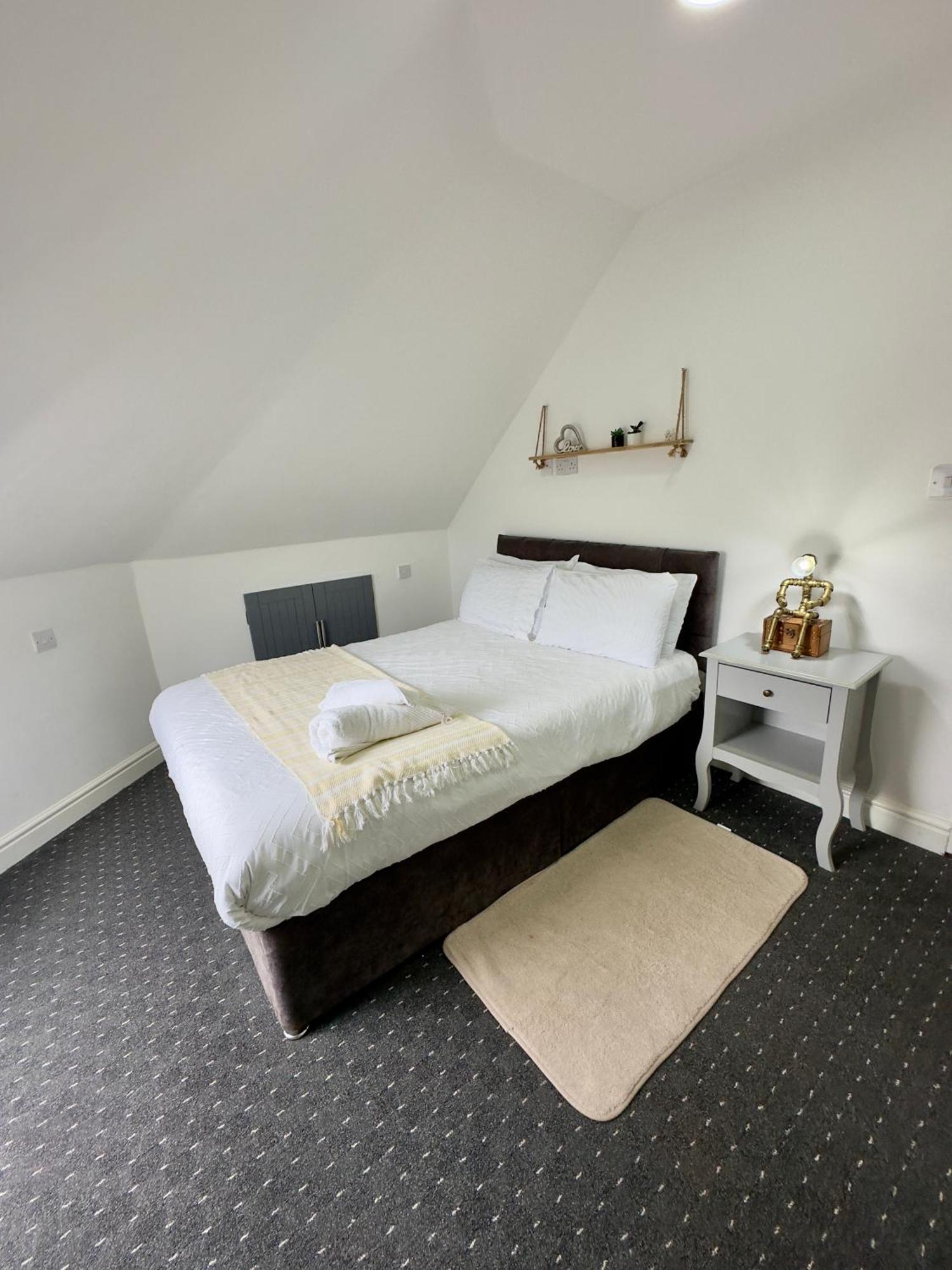 Cosy 3 Bed Apartment Near Birmingham Airport & Nec Perfect For Groups & Contractors! Bagian luar foto